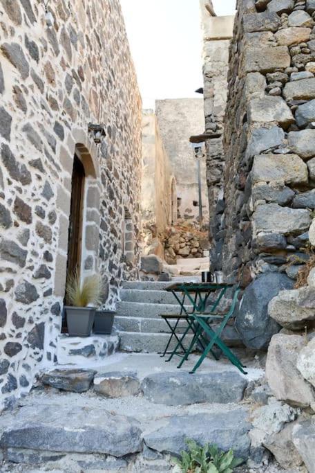 Volcano View Nisyros Emporeiós Dış mekan fotoğraf